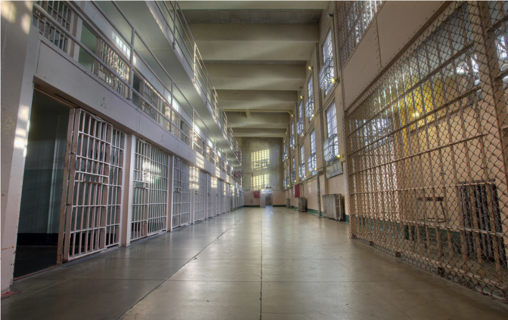 看守所生活：每日作息時間和監室規定